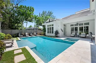 2250 Crayton Rd, Naples, FL 34103 - Photo 18