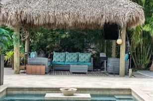 2123 Holiday Ln, Naples, FL 34104 - Photo 42