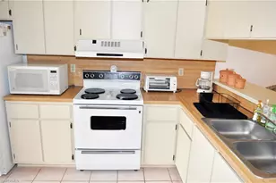 4110 Looking Glass Ln, Naples, FL 34112 - Photo 4