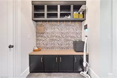 818 93rd Ave N, Naples, FL 34108 - Photo 36