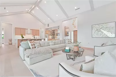 818 93rd Ave N, Naples, FL 34108 - Photo 8