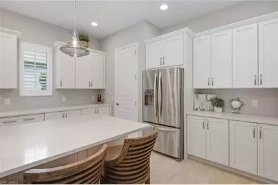 3199 Cotuit Ln, Naples, FL 34114 - Photo 8