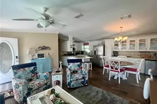 1316 Diamond Lake Cir, Naples, FL 34114 - Photo 6