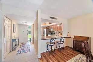 141 Cypress Way E, Naples, FL 34110 - Photo 8