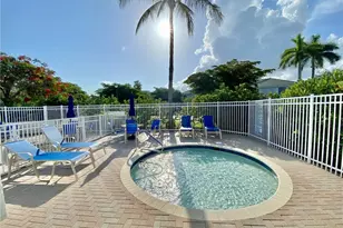 8151 Pacific Beach Dr, Fort Myers, FL 33966 - Photo 4