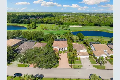 2384 Heritage Greens Dr, Naples, FL 34119 - Photo 6