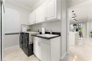 2384 Heritage Greens Dr, Naples, FL 34119 - Photo 42