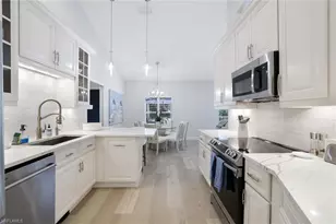 1507 Vintage Ln, Naples, FL 34104 - Photo 4