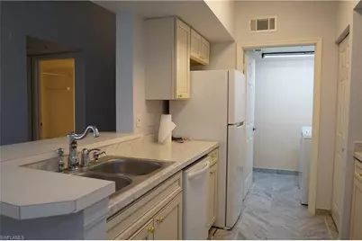 4720 Saint Croix Ln #136, Naples, FL 34109 - Photo 6