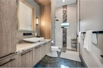 836 Miramar Ct, Cape Coral, FL 33904 - Photo 26