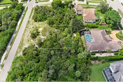 680 Inlet Dr, Marco Island, FL 34145 - Photo 10