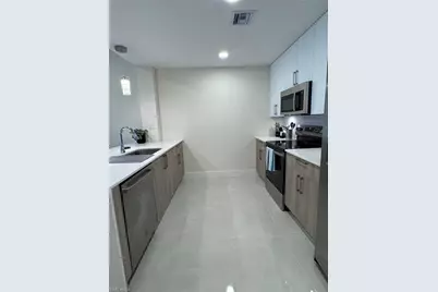 26600 Rosewood Point Dr #102, Bonita Springs, FL 33145 - Photo 4