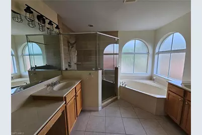 2084 Par Dr, Naples, FL 34120 - Photo 10