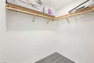 268 Indies Dr E, Naples, FL 34114 - Photo 10