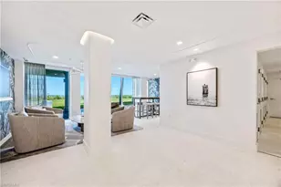 10691 Gulf Shore Dr, Naples, FL 34108 - Photo 14