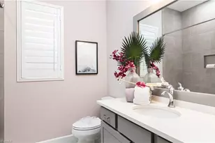 298 Indies Dr E, Naples, FL 34114 - Photo 8