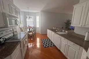 6255 Wilshire Pines Cir, Naples, FL 34109 - Photo 10