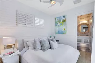 510 2nd St S, Naples, FL 34102 - Photo 12