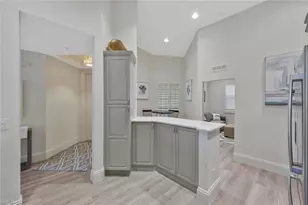 831 Sailaway Ln, Naples, FL 34108 - Photo 6