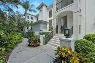 831 Sailaway Ln, Naples, FL 34108 - Photo 1