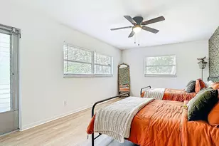 525 15th St SW, Naples, FL 34117 - Photo 16