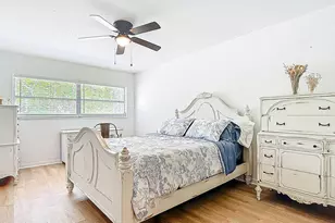 525 15th St SW, Naples, FL 34117 - Photo 12