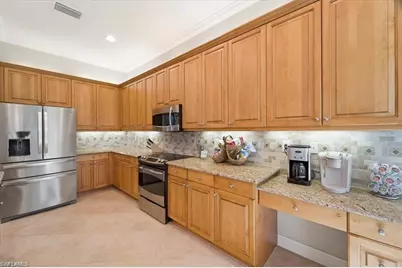 6670 Marbella Ln, Naples, FL 34105 - Photo 8