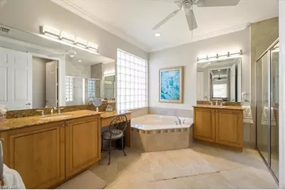 6670 Marbella Ln, Naples, FL 34105 - Photo 14