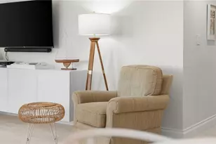 4005 Gulf Shore Blvd N, Naples, FL 34103 - Photo 20