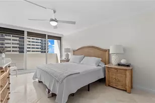 4005 Gulf Shore Blvd N, Naples, FL 34103 - Photo 32