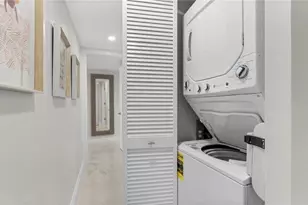 4005 Gulf Shore Blvd N, Naples, FL 34103 - Photo 38