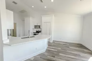 3303 33rd St SW, Lehigh Acres, FL 33976 - Photo 30