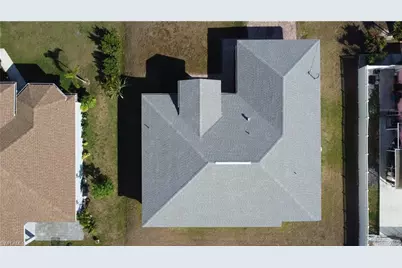 3303 33rd St SW, Lehigh Acres, FL 33976 - Photo 8