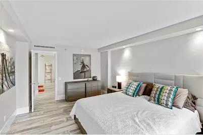 4401 Gulf Shore Blvd N #C304, Naples, FL 34103 - Photo 14