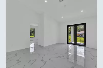 4913/4915 Leonard Blvd S, Lehigh Acres, FL 33973 - Photo 22