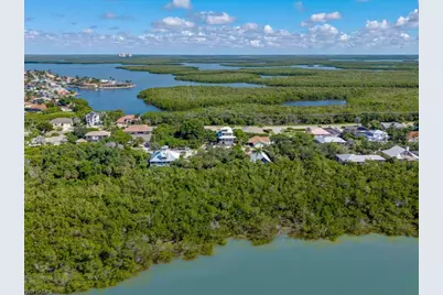 1989 Sheffield Ave, Marco Island, FL 34145 - Photo 4