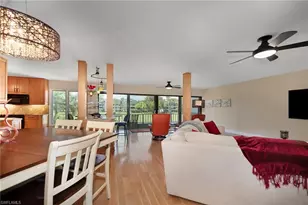 104 Clubhouse Dr, Naples, FL 34105 - Photo 2