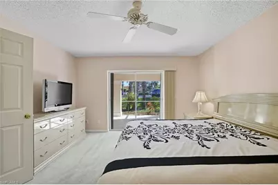 6074 Westbourgh Dr, Naples, FL 34112 - Photo 20