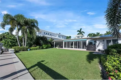 1925 Tarpon Rd, Naples, FL 34102 - Photo 38