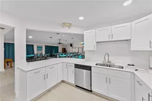 17651 Marco Island Ln, Fort Myers, FL 33908 - Photo 44