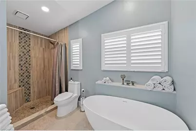 17651 Marco Island Ln, Fort Myers, FL 33908 - Photo 18