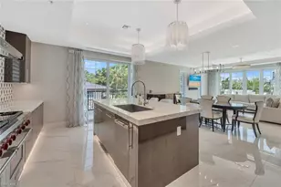 490 5th St S, Naples, FL 34102 - Photo 18