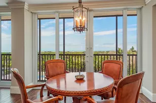 5601 Turtle Bay Dr, Naples, FL 34108 - Photo 6