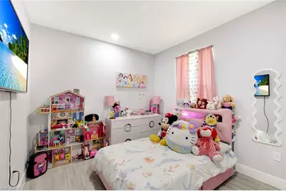 506 Rogue St, Lehigh Acres, FL 33974 - Photo 20