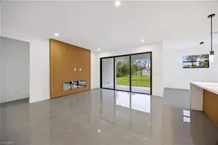 3905 Sunset Rd, Lehigh Acres, FL 33971 - Photo 8