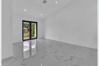 4921/4923 Leonard Blvd S, Lehigh Acres, FL 33973 - Photo 22