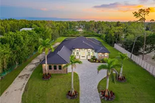 7040 Sable Ridge Ln, Naples, FL 34109 - Photo 46