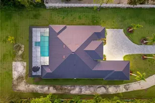 7040 Sable Ridge Ln, Naples, FL 34109 - Photo 50