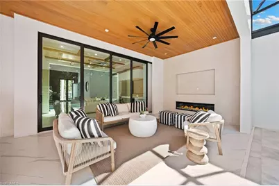 135 7th St N, Naples, FL 34102 - Photo 28