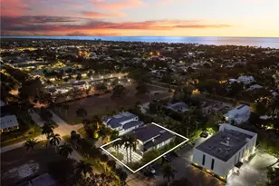 135 7th St N, Naples, FL 34102 - Photo 2